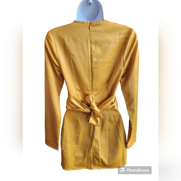 NWT Tobi Women's Cut Out Deep V Neck Bodycon Dress Mustard Yellow Size S - Picture 3 of 4